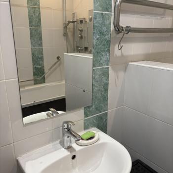 Продается 1-комнатная квартира, 43 м²