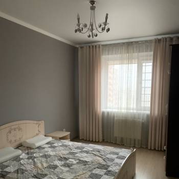 Сдается 2-х комнатная квартира, 72 м²