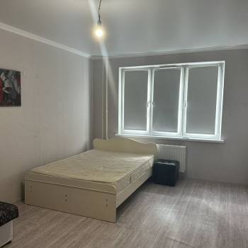 Сдается 1-комнатная квартира, 40,5 м²