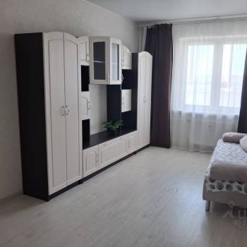Сдается 1-комнатная квартира, 39 м²