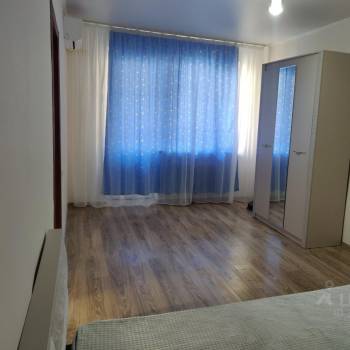 Сдается 1-комнатная квартира, 37 м²