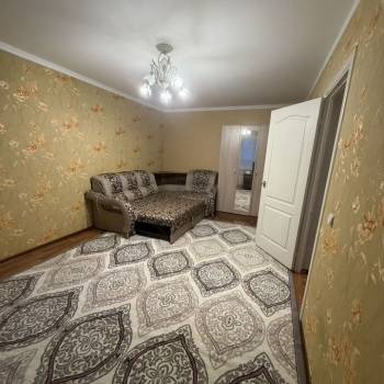 Сдается 1-комнатная квартира, 40 м²