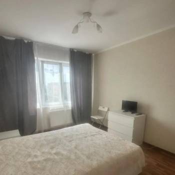 Сдается 2-х комнатная квартира, 60 м²