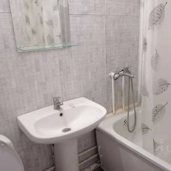 Сдается 1-комнатная квартира, 37 м²