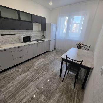 Продается 1-комнатная квартира, 51 м²