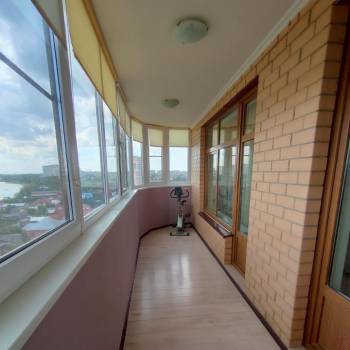 Продается 2-х комнатная квартира, 73,8 м²