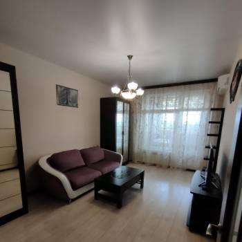 Продается 2-х комнатная квартира, 73,8 м²