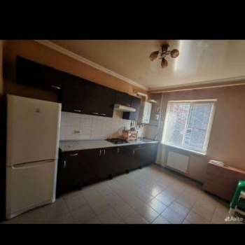 Сдается 1-комнатная квартира, 42 м²