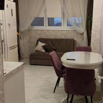 Продается 1-комнатная квартира, 50 м²