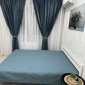 Продается 1-комнатная квартира, 37 м²