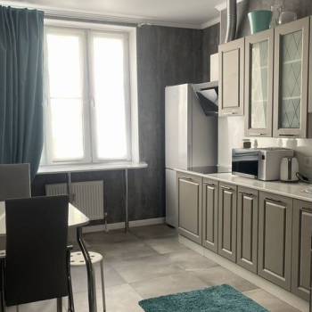 Сдается 2-х комнатная квартира, 70 м²