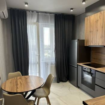 Сдается 1-комнатная квартира, 43 м²