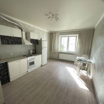 Сдается 1-комнатная квартира, 44 м²