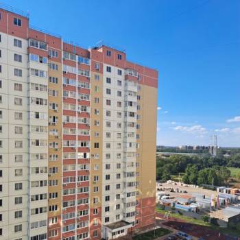 Продается 1-комнатная квартира, 38 м²