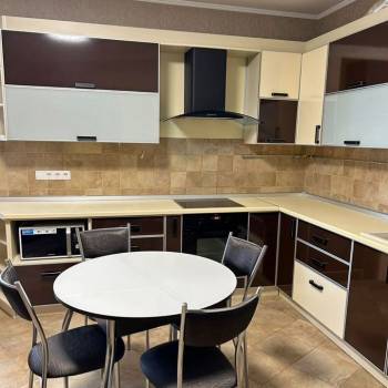 Продается 1-комнатная квартира, 49,5 м²