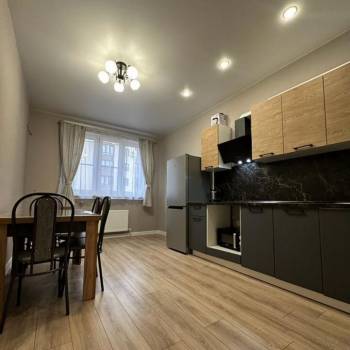 Сдается 1-комнатная квартира, 43 м²