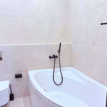 Продается 3-х комнатная квартира, 121 м²