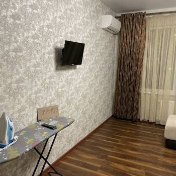 Продается 1-комнатная квартира, 39 м²