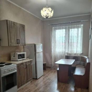 Продается 1-комнатная квартира, 35,4 м²