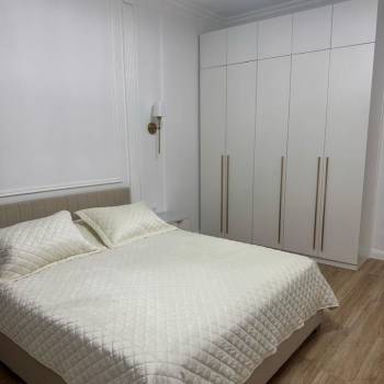 Сдается 1-комнатная квартира, 50 м²