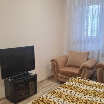 Сдается 1-комнатная квартира, 54 м²