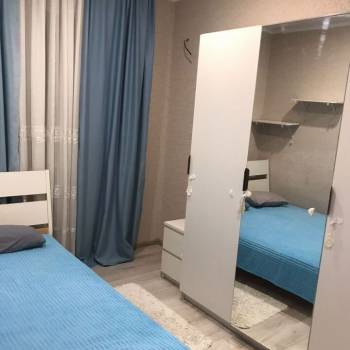 Сдается 1-комнатная квартира, 54 м²