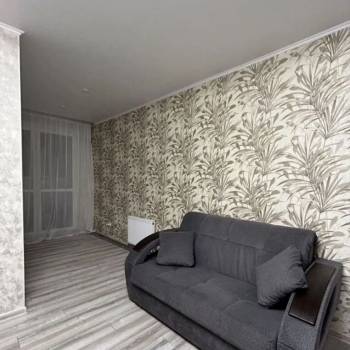 Сдается 1-комнатная квартира, 42 м²