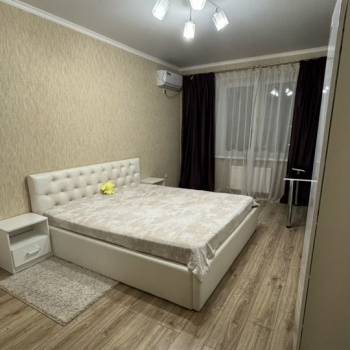 Сдается 1-комнатная квартира, 43 м²