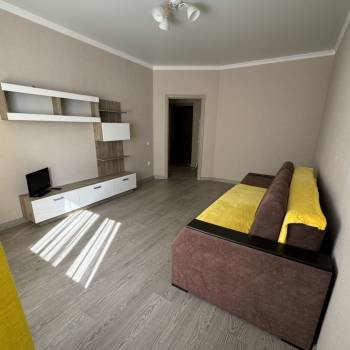 Продается 1-комнатная квартира, 38,3 м²
