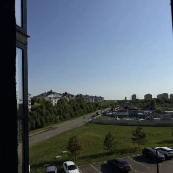Продается 1-комнатная квартира, 42 м²