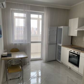 Сдается 1-комнатная квартира, 41,8 м²
