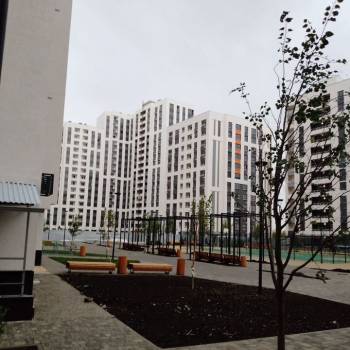 Продается 1-комнатная квартира, 45 м²