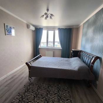 Сдается 1-комнатная квартира, 45 м²