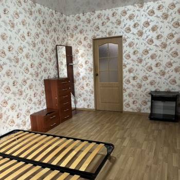 Сдается 1-комнатная квартира, 37 м²