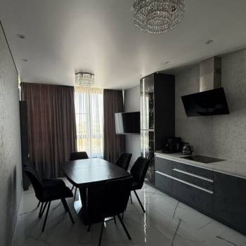 Продается 2-х комнатная квартира, 72,8 м²
