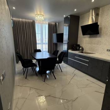 Продается 2-х комнатная квартира, 72,8 м²