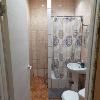 Продается 1-комнатная квартира, 40 м²