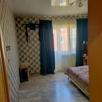 Продается 1-комнатная квартира, 40 м²