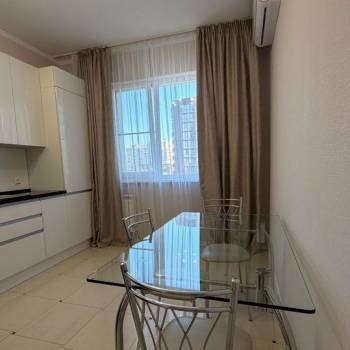 Продается 1-комнатная квартира, 50,7 м²