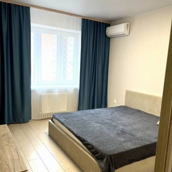 Сдается 1-комнатная квартира, 41 м²