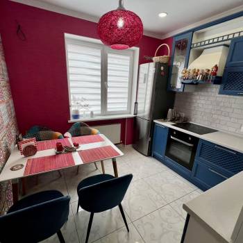 Продается Многокомнатная квартира, 84,5 м²