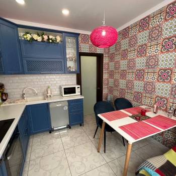 Продается Многокомнатная квартира, 84,5 м²
