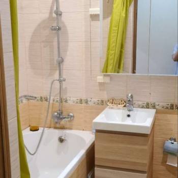 Сдается 2-х комнатная квартира, 70 м²