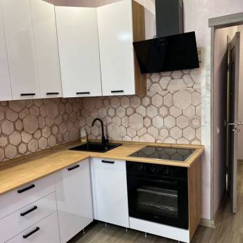 Сдается 1-комнатная квартира, 38 м²