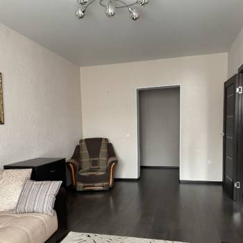 Сдается 1-комнатная квартира, 41 м²