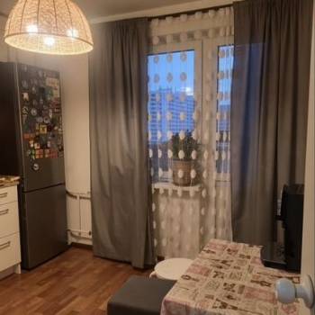 Продается 1-комнатная квартира, 39,9 м²