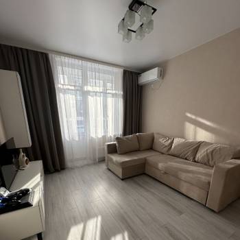 Сдается 1-комнатная квартира, 41 м²