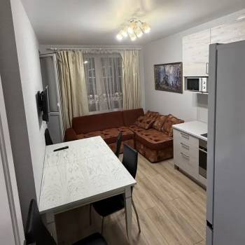 Сдается 1-комнатная квартира, 37,9 м²
