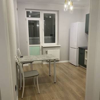 Сдается 1-комнатная квартира, 37,6 м²