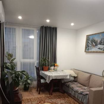 Продается 2-х комнатная квартира, 42 м²